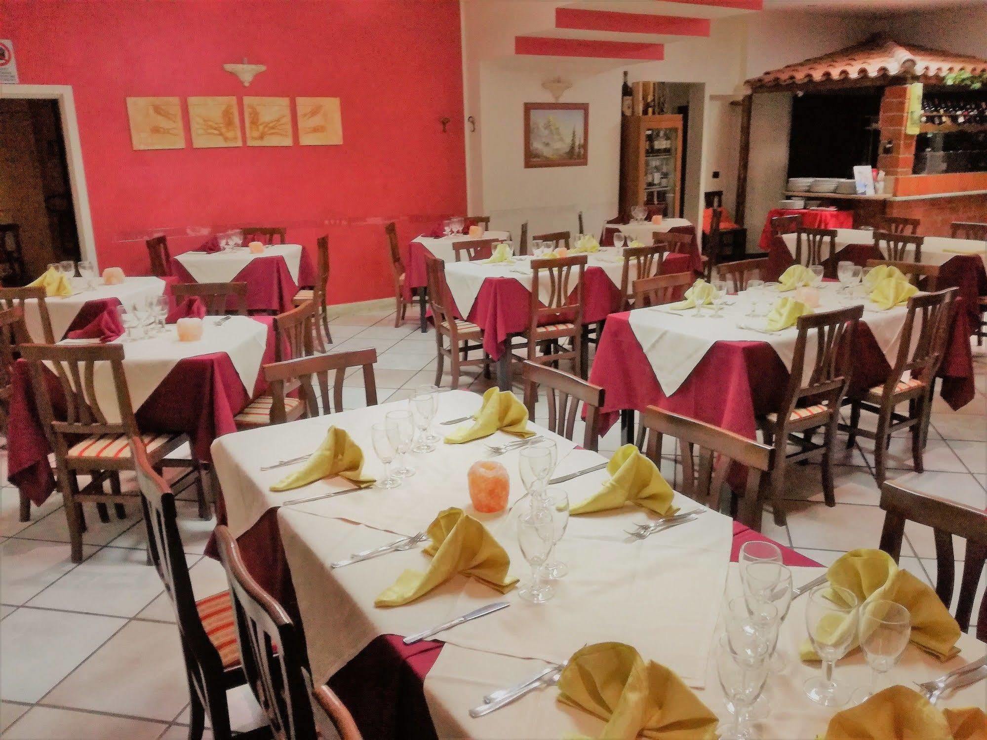Hotel Ristorante La Mimosa لاميزيا تيرمي المظهر الخارجي الصورة