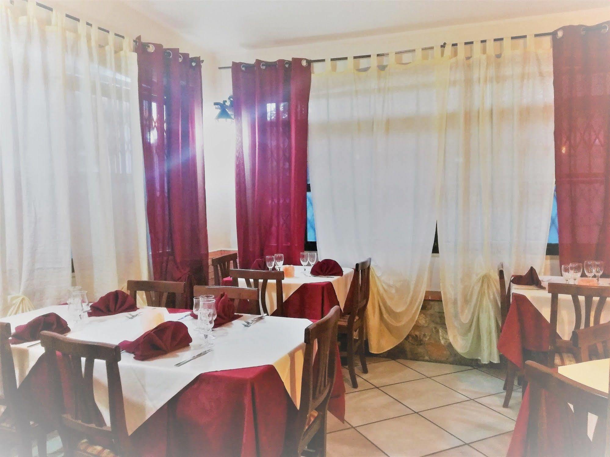 Hotel Ristorante La Mimosa لاميزيا تيرمي المظهر الخارجي الصورة